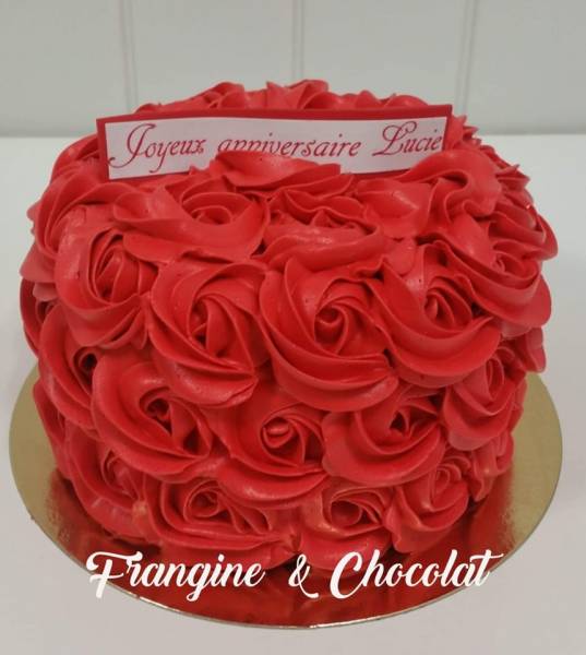 Gâteau rose cake rouge sur Lambesc